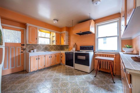 Photo 11 at 308 Oriole Parkway, Eglinton, Toronto