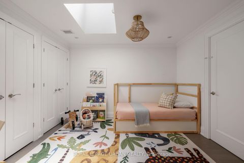 Photo 13 at 223 - 1900 Bayview Avenue, York Mills, Toronto