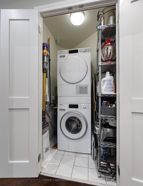 Photo 20 at 803 - 1 Balmoral Avenue, St. Clair, Toronto