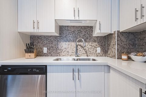 Photo 6 at 329 - 2486 Old Bronte Road, WT West Oak Trails, Oakville