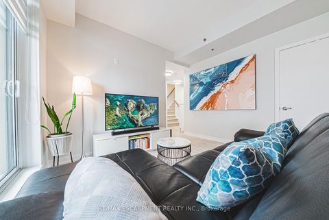 Photo 11 at 329 - 2486 Old Bronte Road, WT West Oak Trails, Oakville