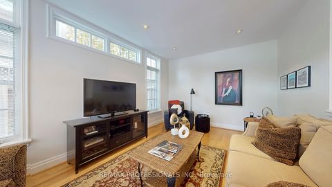 Photo 8 at 44 Robin Hood Road, Humber Valley, Toronto