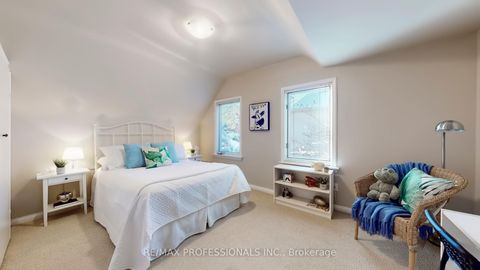 Photo 25 at 44 Robin Hood Road, Humber Valley, Toronto