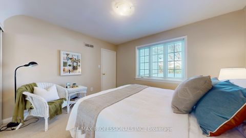 Photo 26 at 44 Robin Hood Road, Humber Valley, Toronto