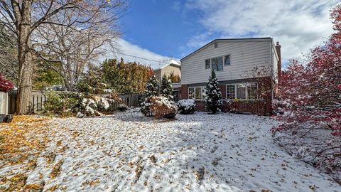 Photo 36 at 44 Robin Hood Road, Humber Valley, Toronto