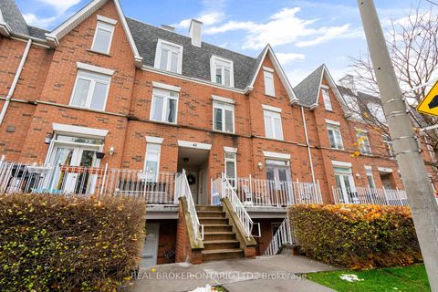 Photo 1 at 4106 - 41 Sudbury Street, Niagara, Toronto