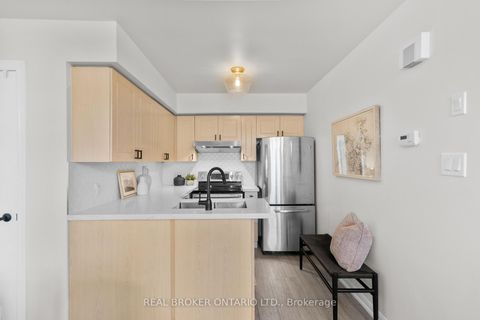 Photo 4 at 4106 - 41 Sudbury Street, Niagara, Toronto