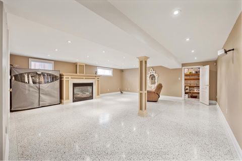 Photo 22 at 154 Fairglen Avenue, L'Amoreaux, Toronto