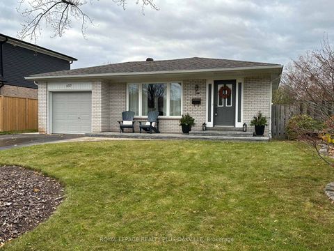 Photo 0 at 437 Withnell Crescent, WO West, Oakville