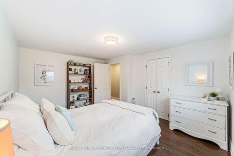 Photo 19 at 437 Withnell Crescent, WO West, Oakville