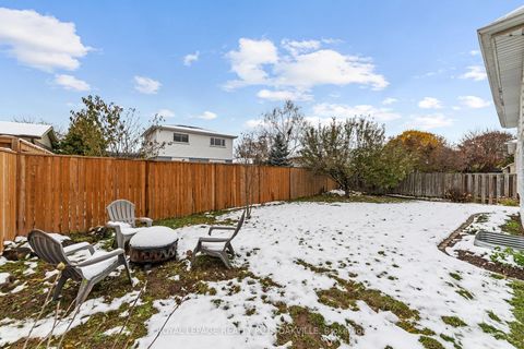 Photo 30 at 437 Withnell Crescent, WO West, Oakville