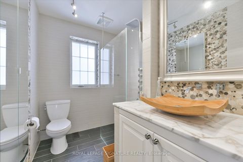 Photo 18 at 362 Silverthorn Avenue, Eglinton West, Toronto