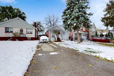 Photo 0 at 80 Renfield Street, Amesbury, Toronto