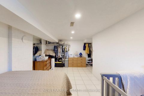 Photo 34 at 80 Renfield Street, Amesbury, Toronto