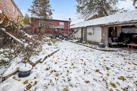 Photo 41 at 80 Renfield Street, Amesbury, Toronto