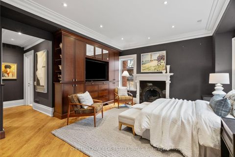 Photo 15 at 46 Lowther Avenue, Annex, Toronto