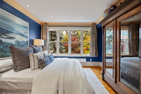 Photo 22 at 46 Lowther Avenue, Annex, Toronto