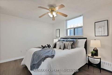 Photo 23 at 1013 - 390 Dixon Road, The Westway, Toronto