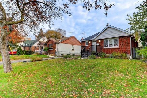 Photo 23 at 27 John Best Avenue, Amesbury, Toronto