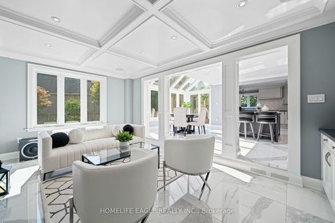 Photo 4 at 31 Modesto Gardens, Islington Woods, Vaughan