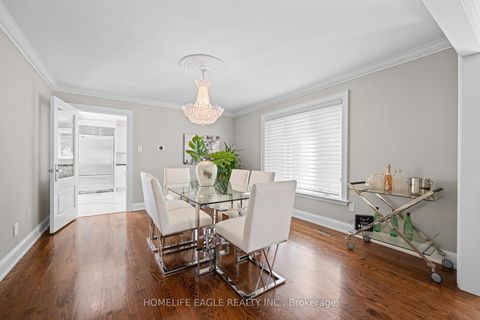 Photo 8 at 31 Modesto Gardens, Islington Woods, Vaughan