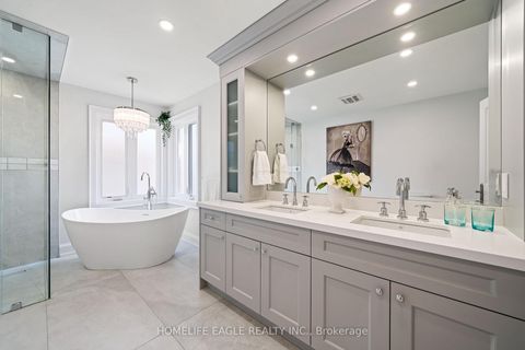 Photo 15 at 31 Modesto Gardens, Islington Woods, Vaughan