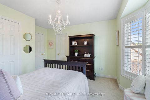 Photo 25 at 64 Leameadow Road, Patterson, Vaughan