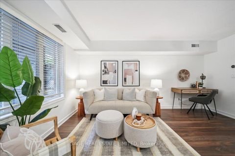 Photo 5 at 73 - 208 Niagara Street, Niagara, Toronto