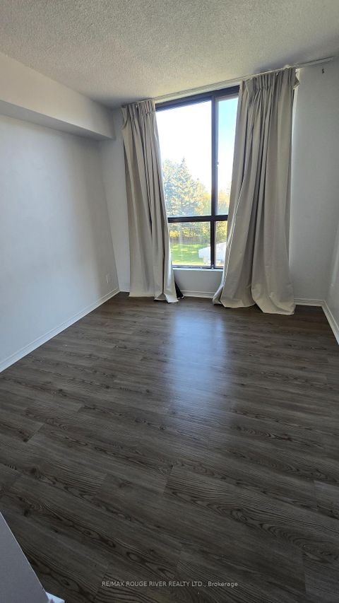 Photo 6 at 309 - 8 Silver Bell Grove, Malvern, Toronto