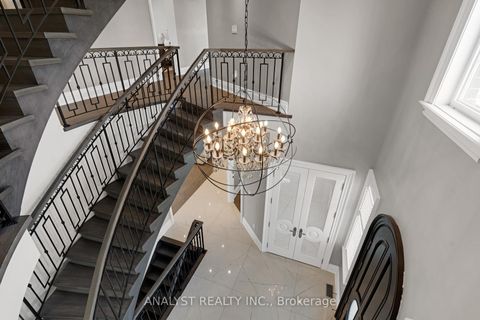 Photo 22 at 10690 Islington Avenue, Kleinburg, Vaughan