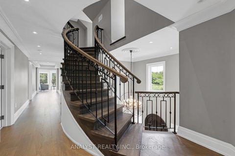 Photo 36 at 10690 Islington Avenue, Kleinburg, Vaughan