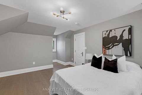 Photo 39 at 10690 Islington Avenue, Kleinburg, Vaughan