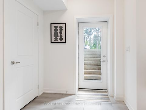 Photo 3 at 3102 - 60 Elizabeth Street S, Mill Pond, Richmond Hill