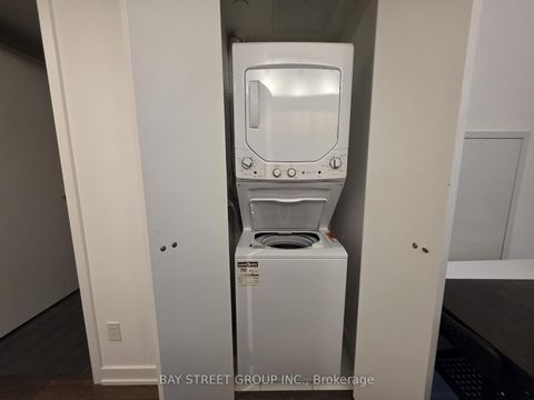 Photo 5 at 1301 - 18 Maitland Terrace, Yonge Corridor, Toronto