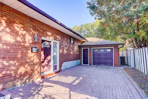 Photo 1 at 11 Doerr Road, Bendale, Toronto