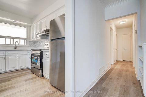 Photo 14 at 11 Doerr Road, Bendale, Toronto