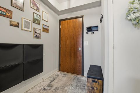 Photo 4 at 605 - 36 Park Lawn Road, Mimico, Toronto