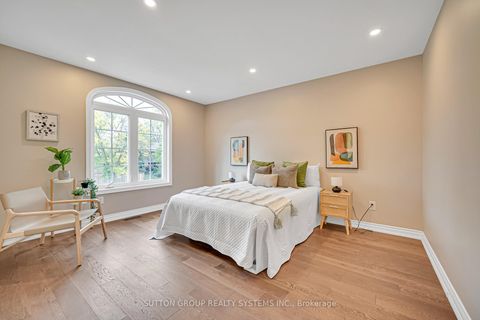 Photo 23 at 1280 Springwood Crescent, GA Glen Abbey, Oakville