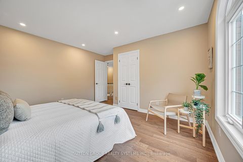 Photo 24 at 1280 Springwood Crescent, GA Glen Abbey, Oakville