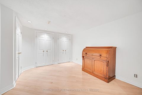 Photo 37 at 1280 Springwood Crescent, GA Glen Abbey, Oakville