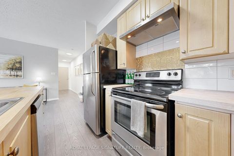 Photo 6 at 206 - 2495 Dundas Street W, High Park North, Toronto