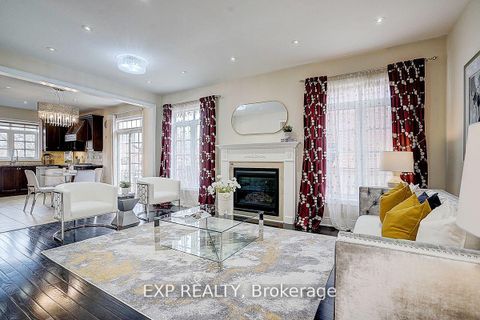 Photo 12 at 116 Dunlop Street, Crosby, Richmond Hill