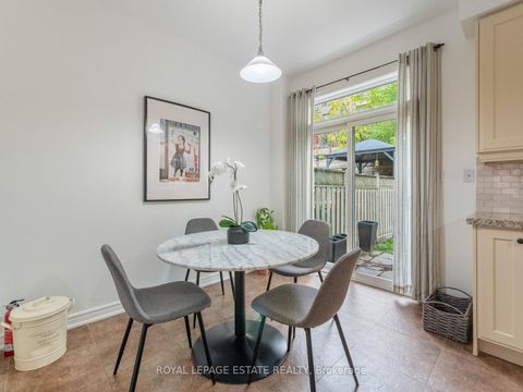 Photo 12 at 40 Bell Manor Drive, Queensway, Toronto