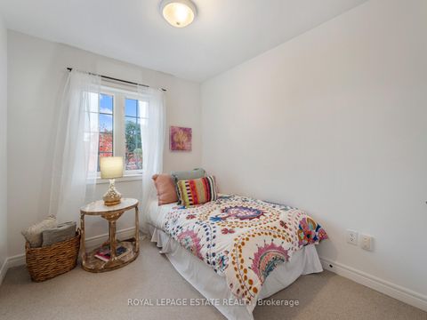 Photo 18 at 40 Bell Manor Drive, Queensway, Toronto