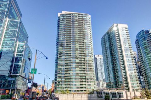 Photo 5 at 1010 - 397 Front Street W, Waterfront Communities C1, Toronto