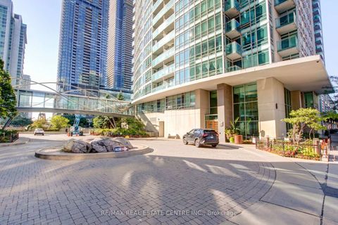 Photo 6 at 1010 - 397 Front Street W, Waterfront Communities C1, Toronto