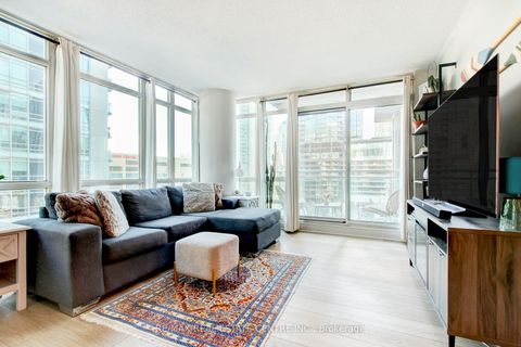 Photo 17 at 1010 - 397 Front Street W, Waterfront Communities C1, Toronto