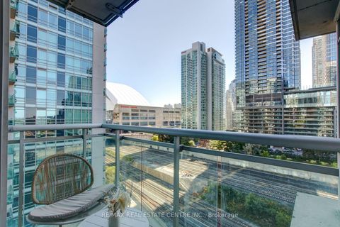 Photo 22 at 1010 - 397 Front Street W, Waterfront Communities C1, Toronto