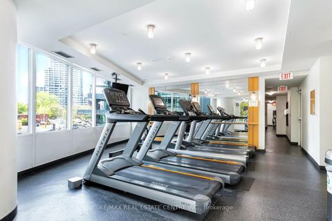 Photo 37 at 1010 - 397 Front Street W, Waterfront Communities C1, Toronto