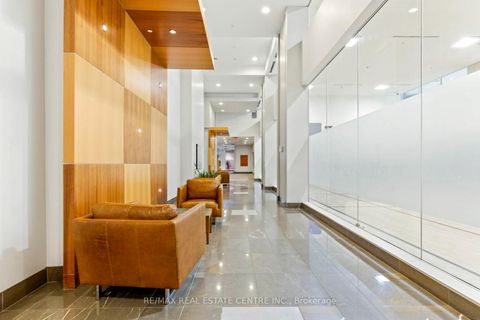 Photo 39 at 1010 - 397 Front Street W, Waterfront Communities C1, Toronto